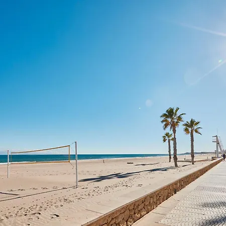 Beachfront For 12 Guests In Alicante Apartment