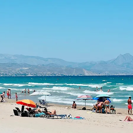 Beachfront For 12 Guests In Alicante