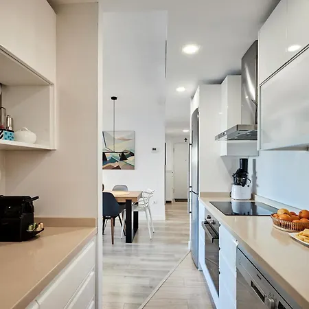 Beachfront For 12 Guests In Alicante - By Welcomely Apartament El Campello
